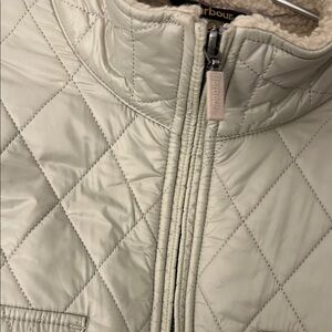 Barbour Women's Light Quilted Puffer Jacket